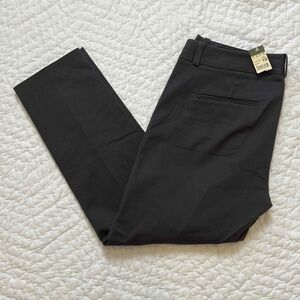 NWT Eddie Bauer Women’s Gray Flat‎ Front W Crop Slim Pants size 10